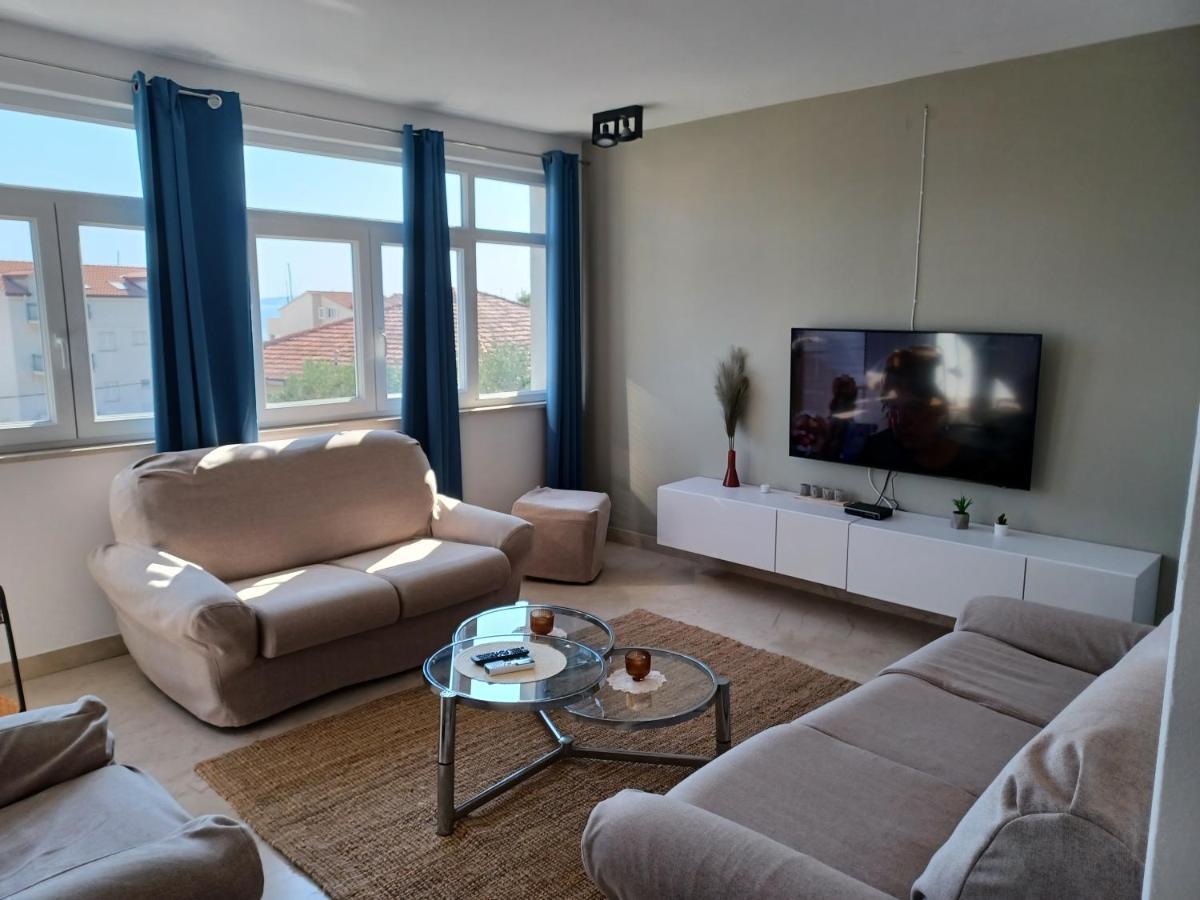 Apartments Andrea Есенице Экстерьер фото
